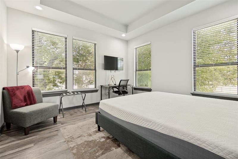 3407 Kimble Street, Dallas TX 75215 - Photo 9