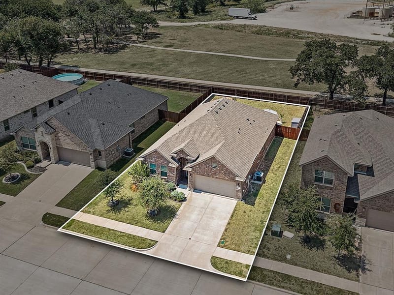 1540 Seabiscuit Drive, Granbury TX 76049 - Photo 32