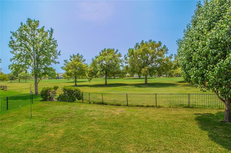3412 Gatwick Place, Farmers Branch TX 75234 - Photo 28