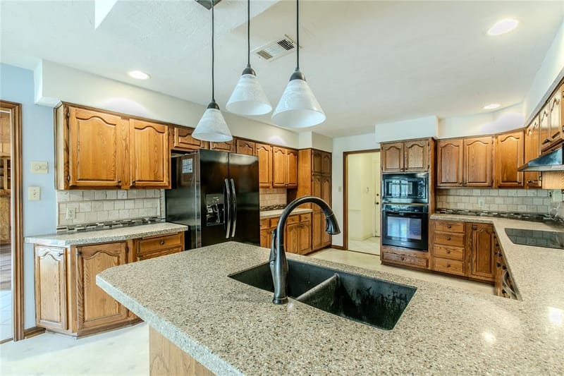 3412 Gatwick Place, Farmers Branch TX 75234 - Photo 11