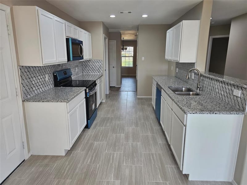 2210 Marvin Drive, Lancaster TX 75134 - Photo 2