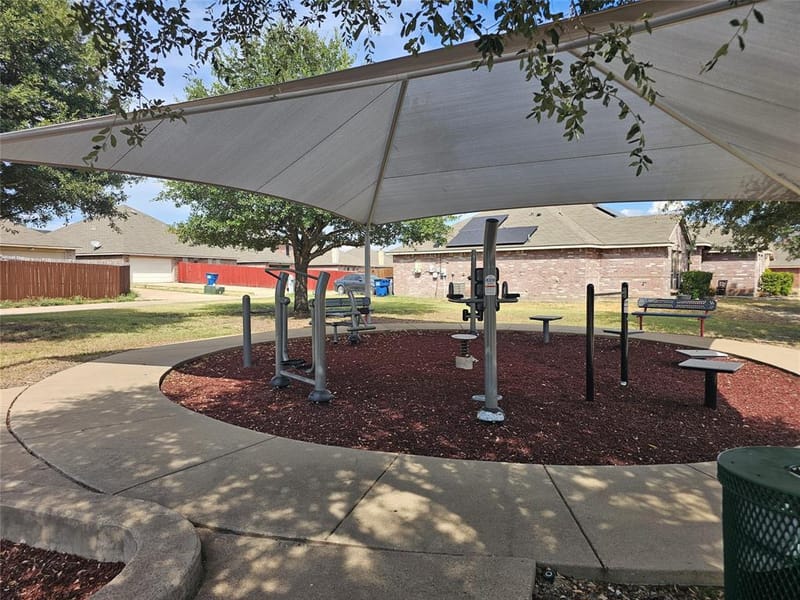 2210 Marvin Drive, Lancaster TX 75134 - Photo 32