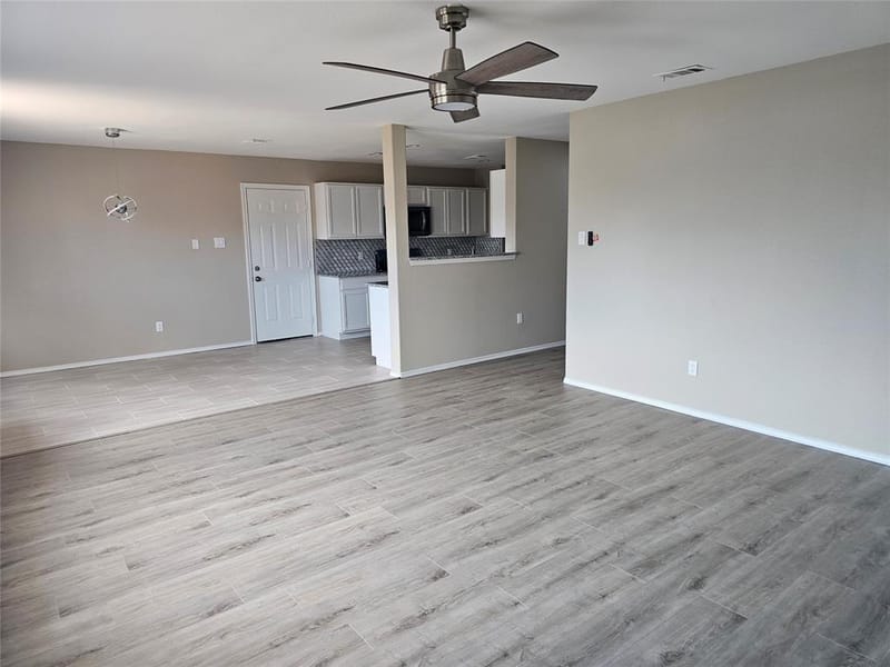 2210 Marvin Drive, Lancaster TX 75134 - Photo 9