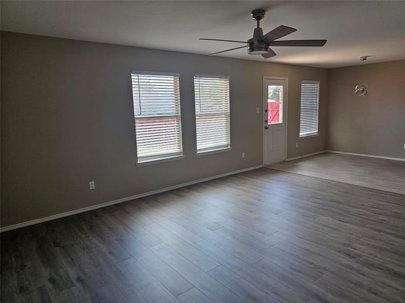 2210 Marvin Drive, Lancaster TX 75134 - Photo 10