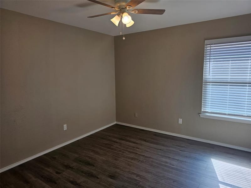 2210 Marvin Drive, Lancaster TX 75134 - Photo 14