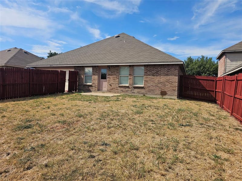 2210 Marvin Drive, Lancaster TX 75134 - Photo 29