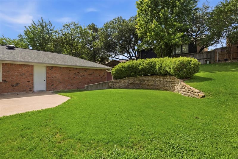 6409 Country Day Trail, Benbrook TX 76132 - Photo 28