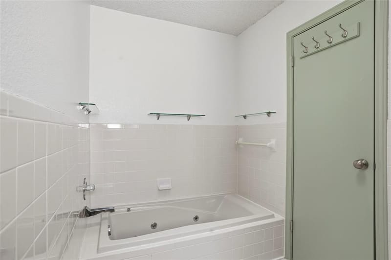 6409 Country Day Trail, Benbrook TX 76132 - Photo 24