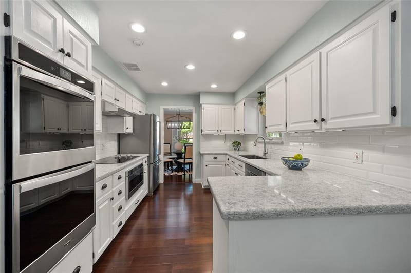 6409 Country Day Trail, Benbrook TX 76132 - Photo 11