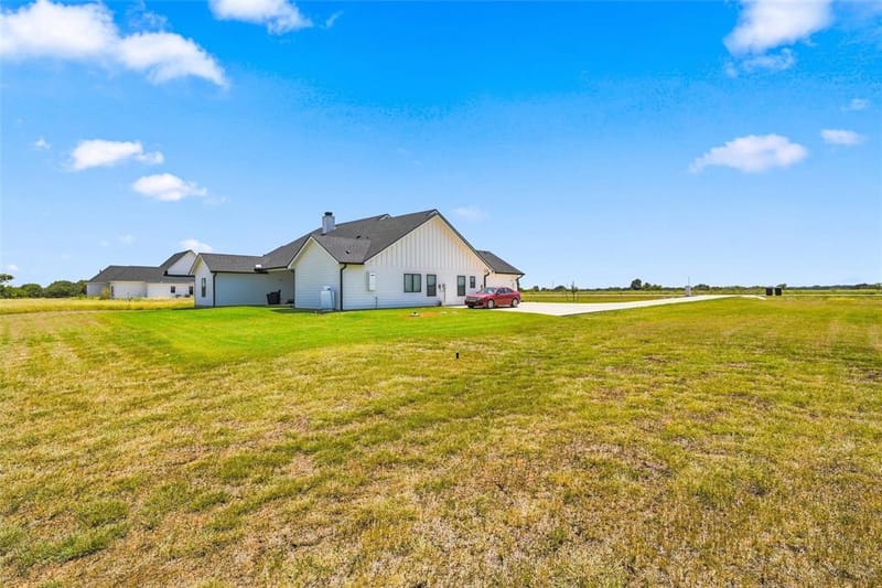 803 Willow Moon Ranch Road, Crawford TX 76638 - Photo 36