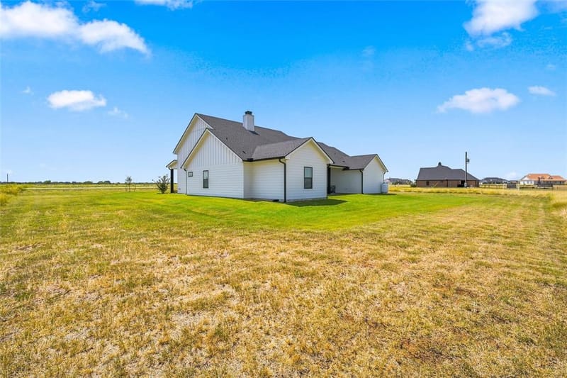 803 Willow Moon Ranch Road, Crawford TX 76638 - Photo 35