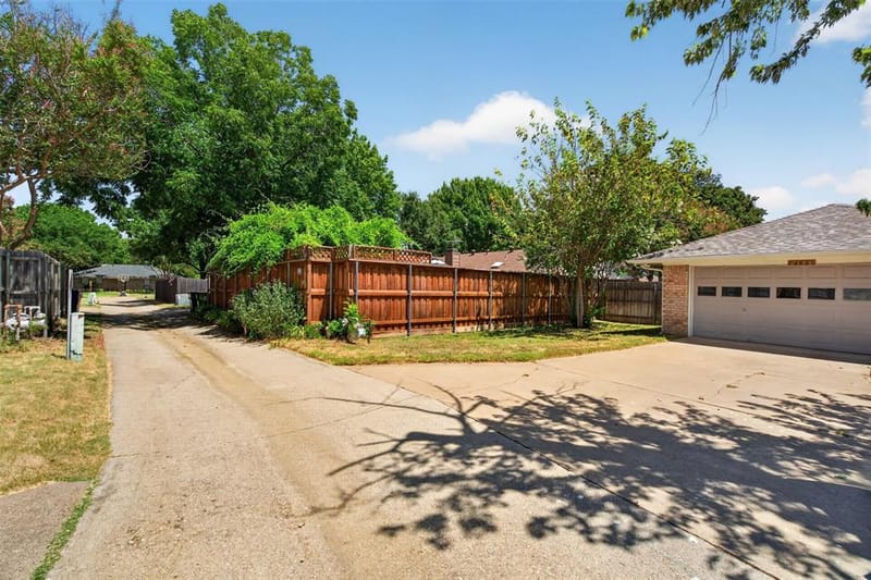 2146 Robin Road, Lewisville TX 75077 - Photo 33