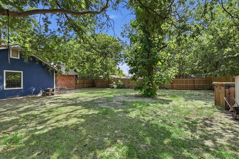204 Jackilu Street, Sanger TX 76266 - Photo 27