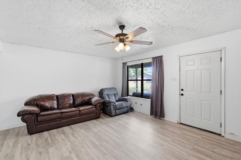 204 Jackilu Street, Sanger TX 76266 - Photo 6