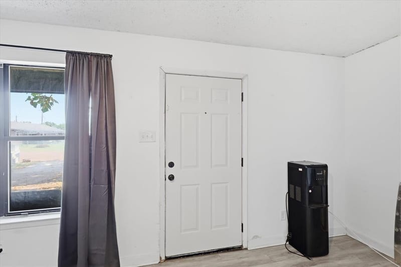 204 Jackilu Street, Sanger TX 76266 - Photo 5