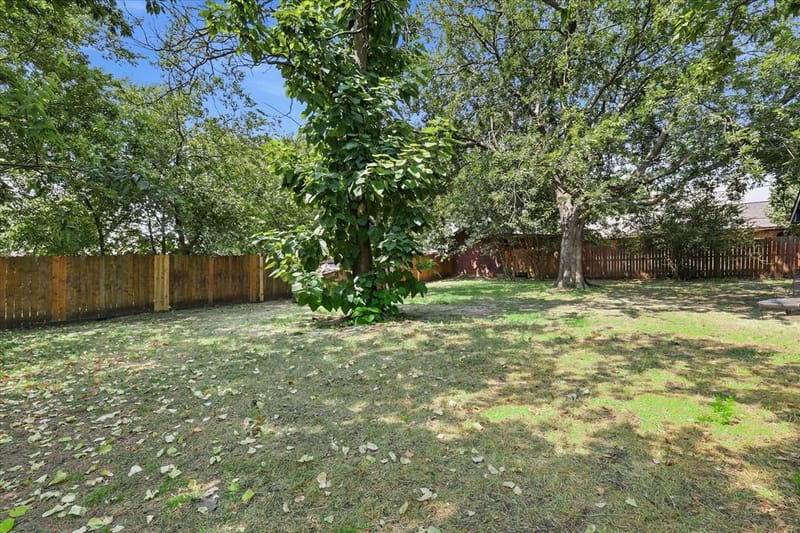 204 Jackilu Street, Sanger TX 76266 - Photo 24