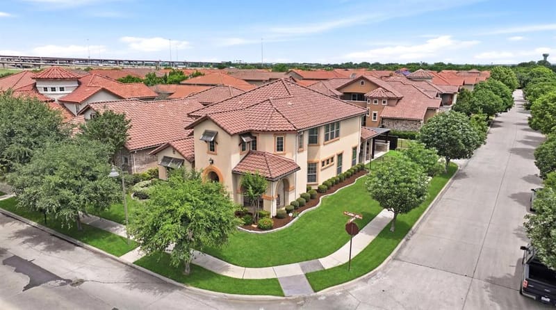 1616 Camino Lago, Irving TX 75039