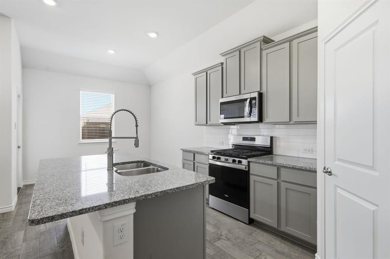 3250 Hunters Glen Drive, Aubrey TX 76227 - Photo 9