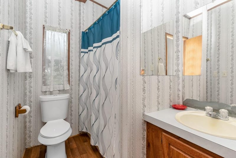 409 S Main, Covington TX 76636 - Photo 24