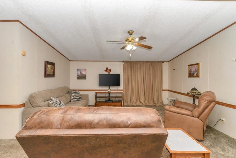 409 S Main, Covington TX 76636 - Photo 11