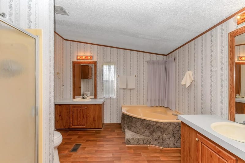 409 S Main, Covington TX 76636 - Photo 21