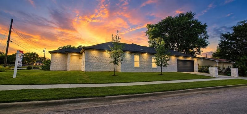 5147 Chapman Street, Fort Worth TX 76105