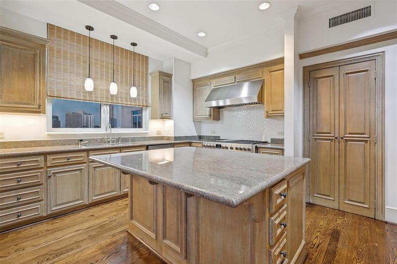 3505 Turtle Creek Boulevard # 10C, Dallas TX 75219 - Photo 3