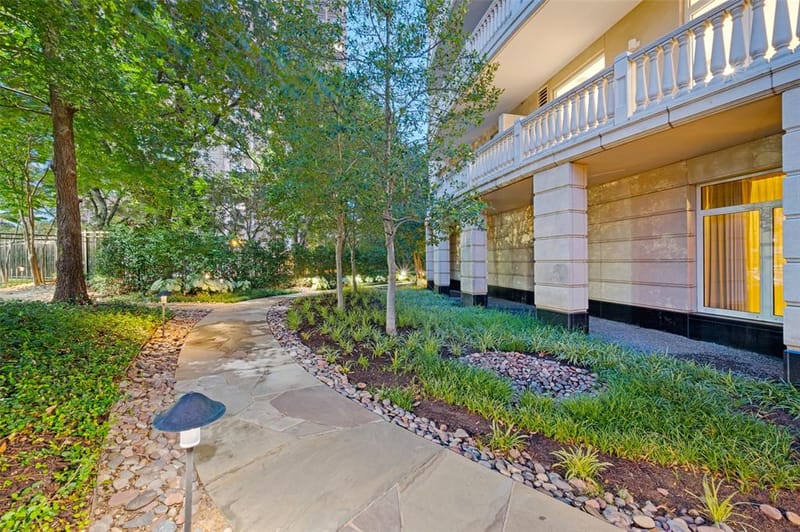 3505 Turtle Creek Boulevard # 10C, Dallas TX 75219 - Photo 32
