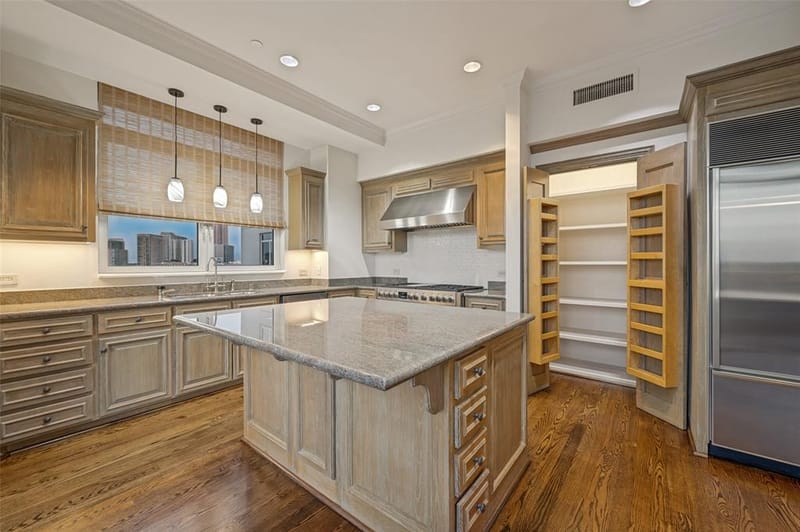 3505 Turtle Creek Boulevard # 10C, Dallas TX 75219 - Photo 24