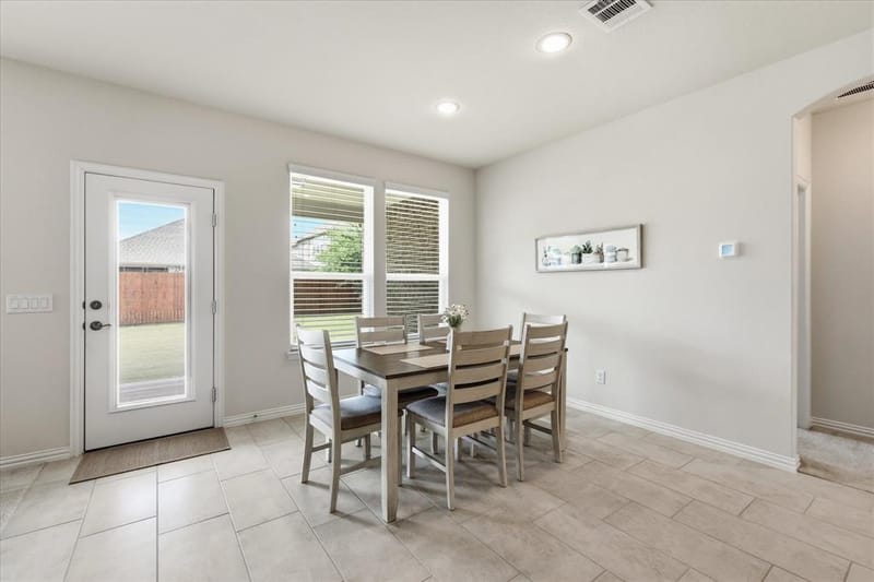 1021 Plateau Ridge Way, Fort Worth TX 76052 - Photo 17