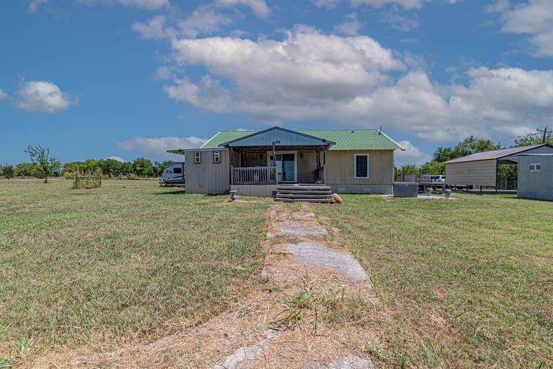 3332 County Road 1033, Greenville TX 75401 - Photo 23