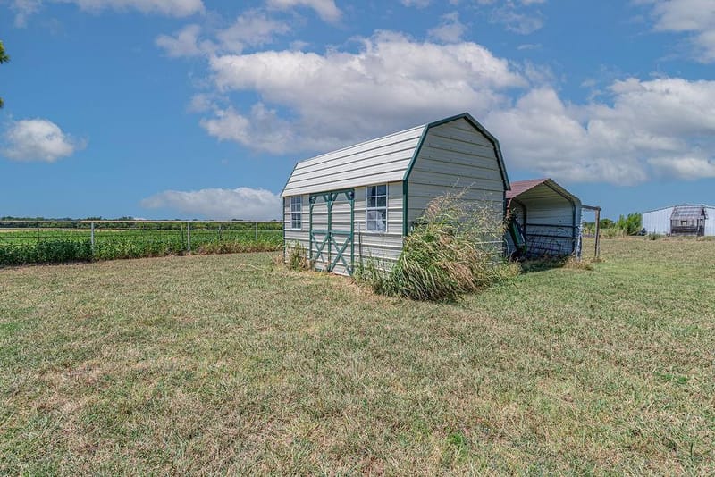 3332 County Road 1033, Greenville TX 75401 - Photo 22