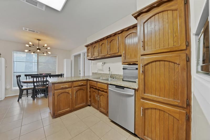 6905 Yorkston Street, Watauga TX 76148 - Photo 13