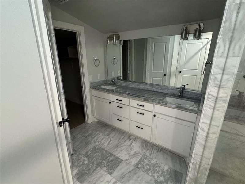 4704 Pershing Avenue, Fort Worth TX 76107 - Photo 9