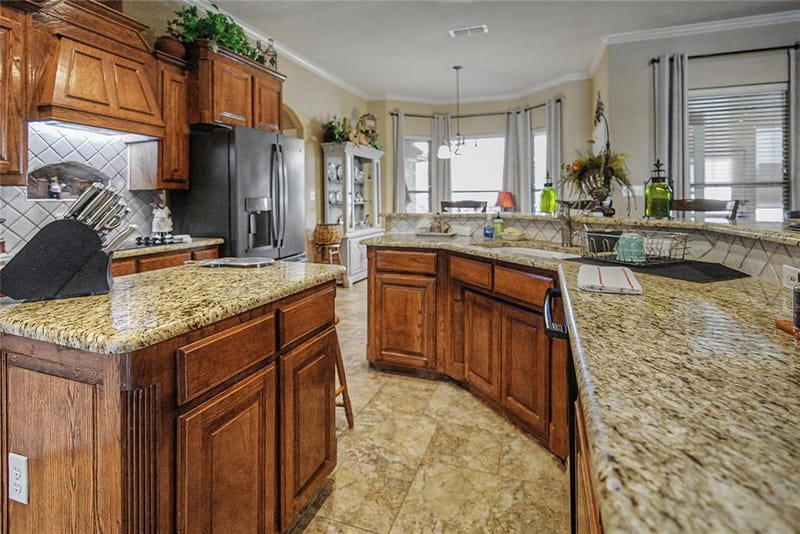 317 Billo Court, Weatherford TX 76087 - Photo 13