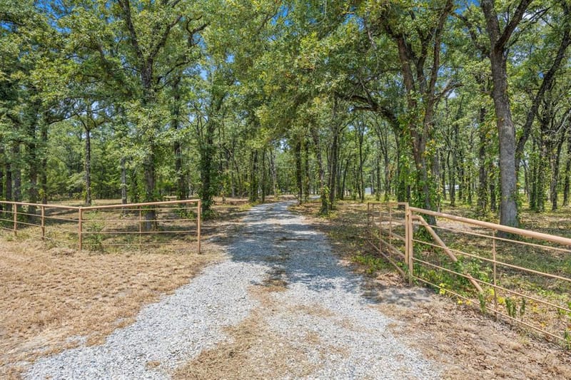 1250 Brooks Lane, Kaufman TX 75142 - Photo 2