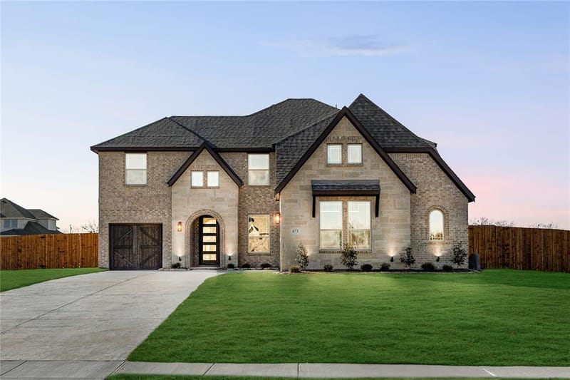 673 Serenity Lane, Red Oak TX 75154 - Photo 2