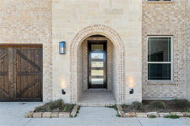 673 Serenity Lane, Red Oak TX 75154 - Photo 4