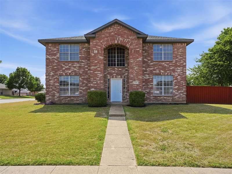 1125 Urban Drive, DeSoto TX 75115