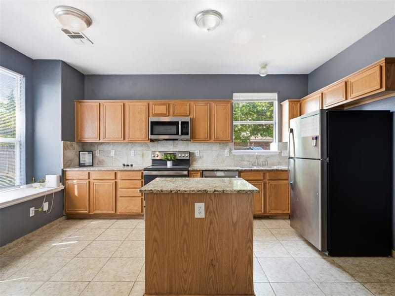 1125 Urban Drive, DeSoto TX 75115 - Photo 11