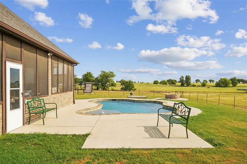 10240 Freeman Road, Sanger TX 76266 - Photo 25