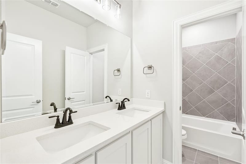 733 Serenity Lane, Red Oak TX 75154 - Photo 36
