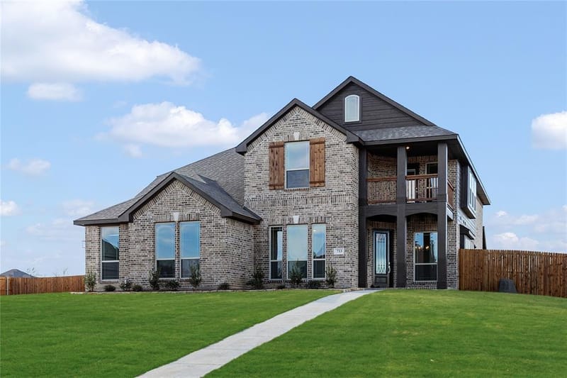 733 Serenity Lane, Red Oak TX 75154