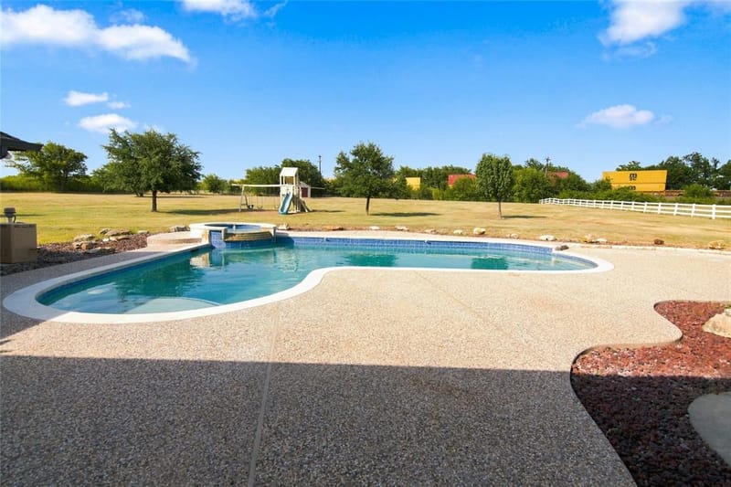 14008 Northwest Court, Haslet TX 76052 - Photo 32