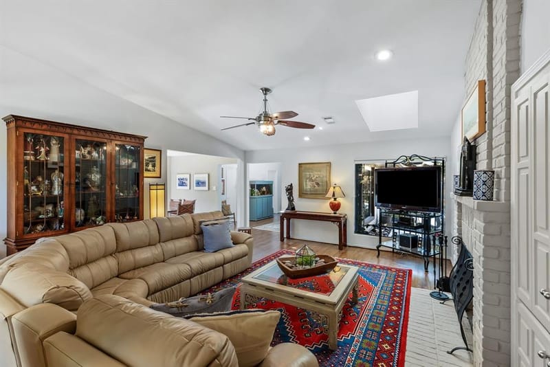 6803 Fernshaw Drive, Dallas TX 75248 - Photo 7