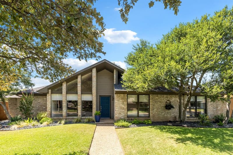 6803 Fernshaw Drive, Dallas TX 75248 - Photo 3