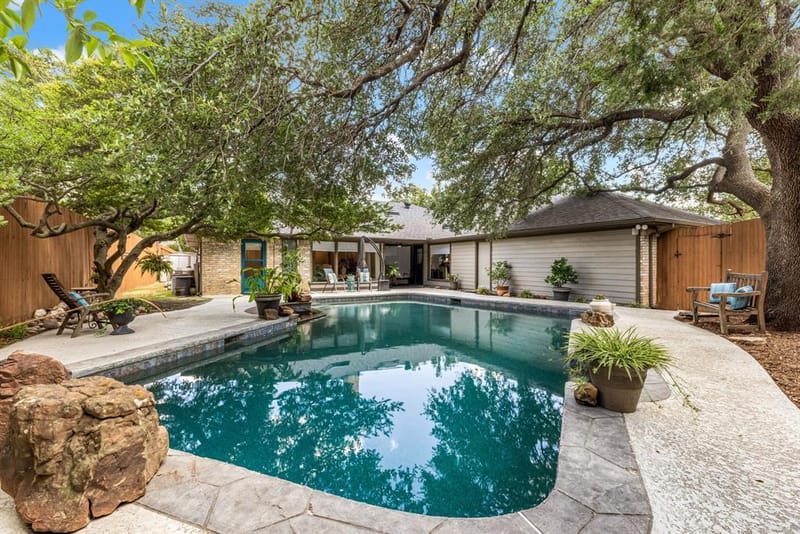 6803 Fernshaw Drive, Dallas TX 75248 - Photo 38