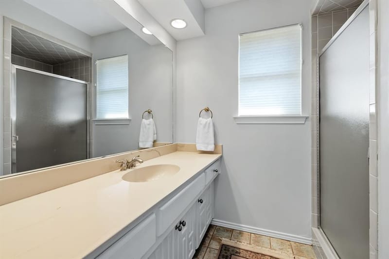 6803 Fernshaw Drive, Dallas TX 75248 - Photo 33
