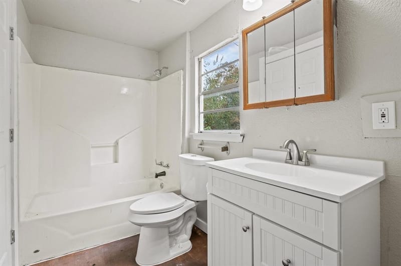1008 W 10th Street, Bonham TX 75418 - Photo 16