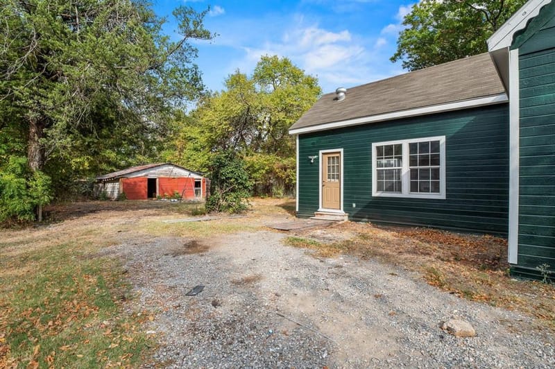 1008 W 10th Street, Bonham TX 75418 - Photo 20